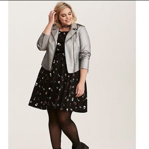 Torrid Size 1 Silver Faux Leather Moto Jacket